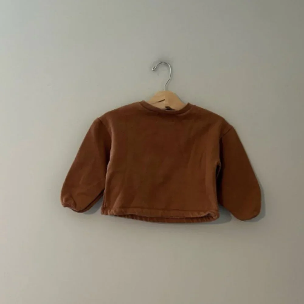 ADD ON FOR $16 Zara‎ Sweatshirt 6Y H&M Jamie Kay